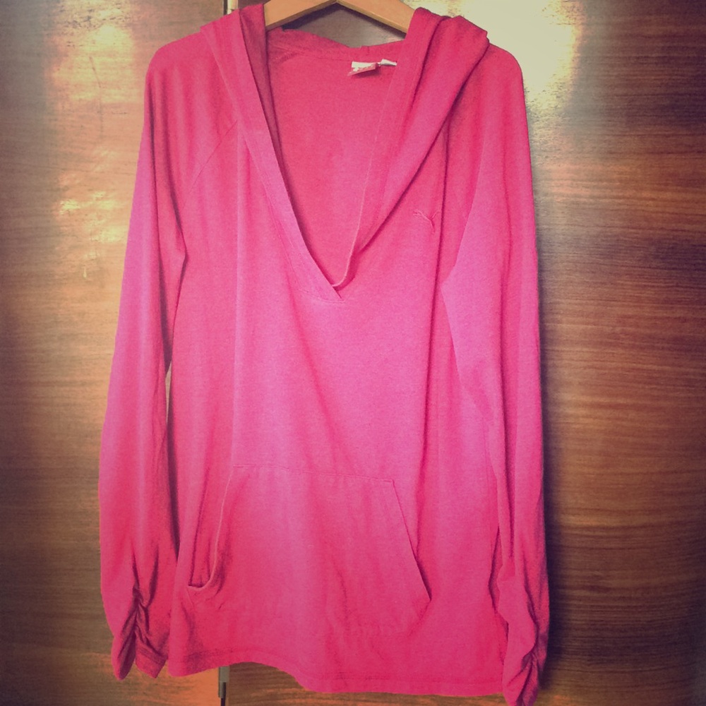 Puma light weight hooded top